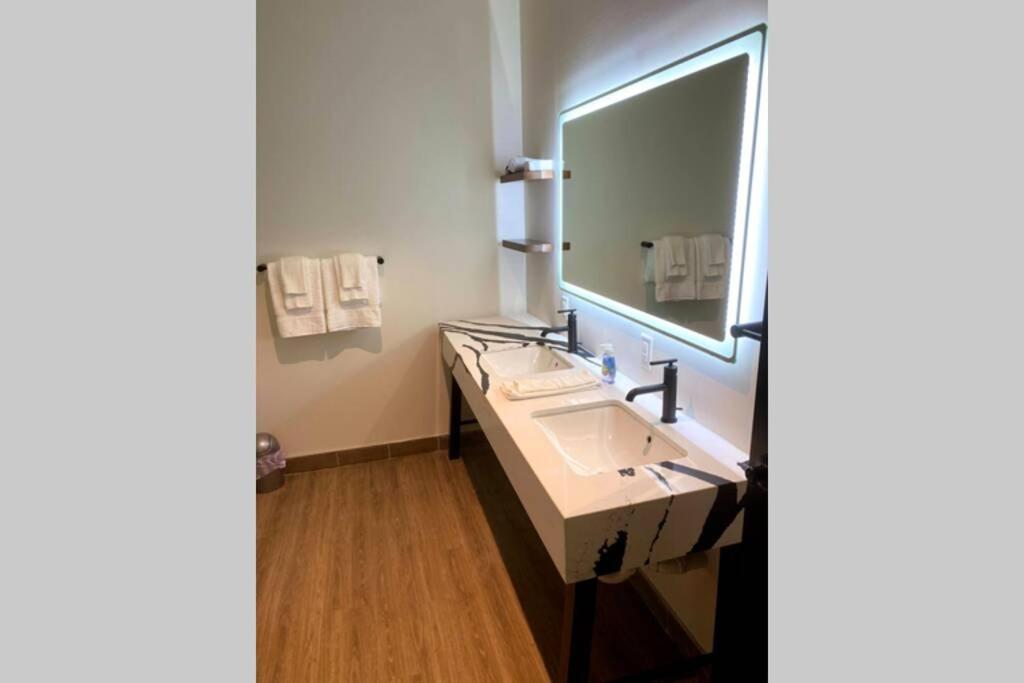 3E-*New* Apt 10 Min To Children'S Hospital, Slps 4 Питсбърг Екстериор снимка